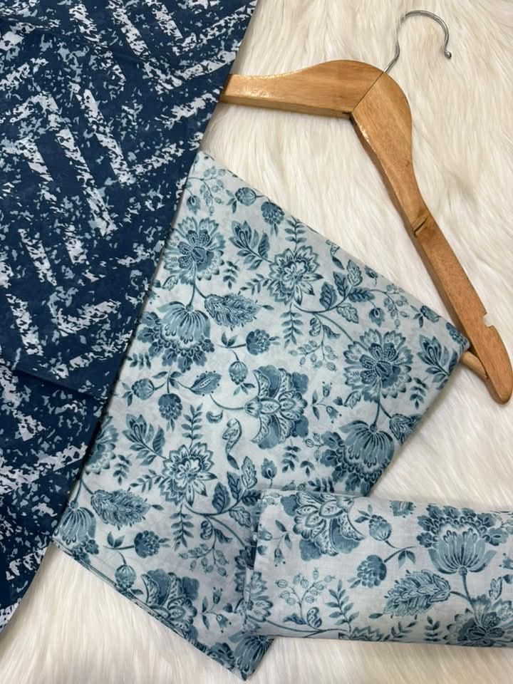 Printed Lawn Unstitched 3 Piece Suit
