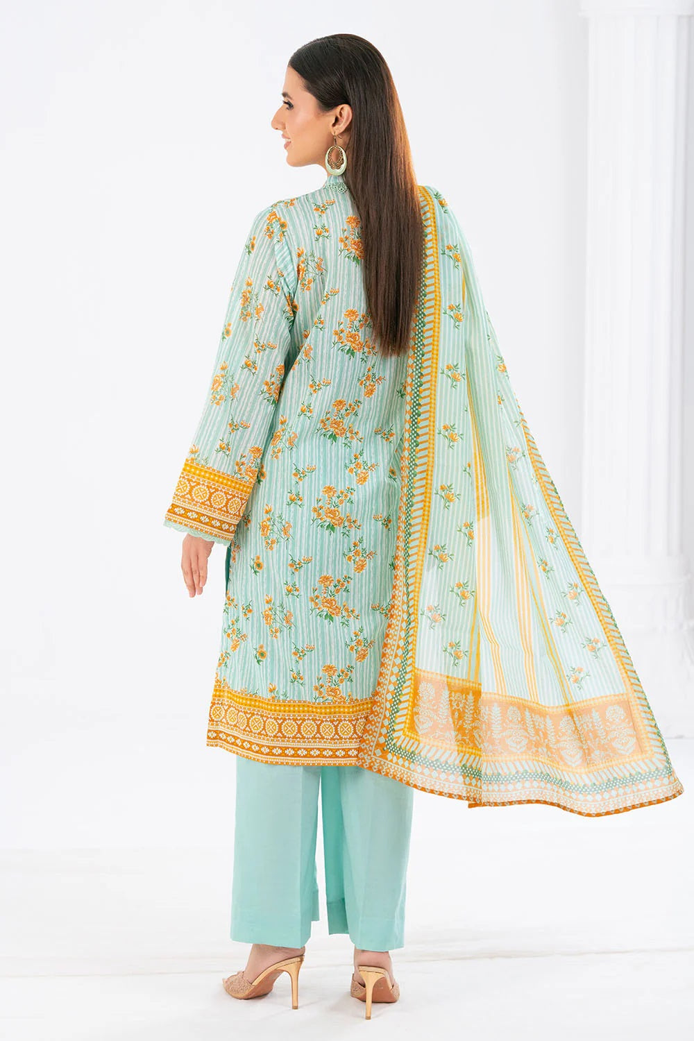 3 Piece Lawn Printed UnStitched Suit - L39