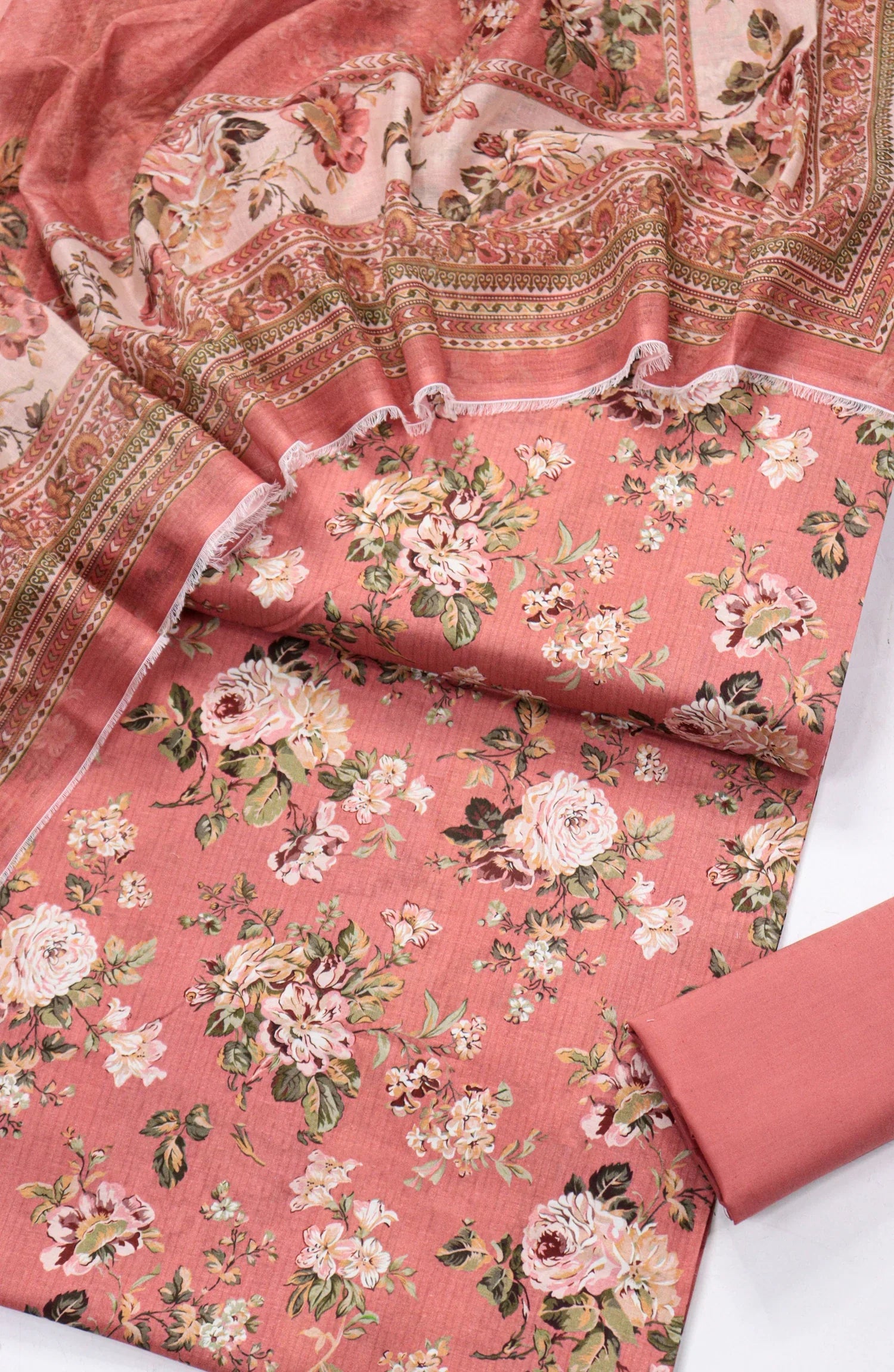 Printed Lawn Unstitched 3 Piece Suit