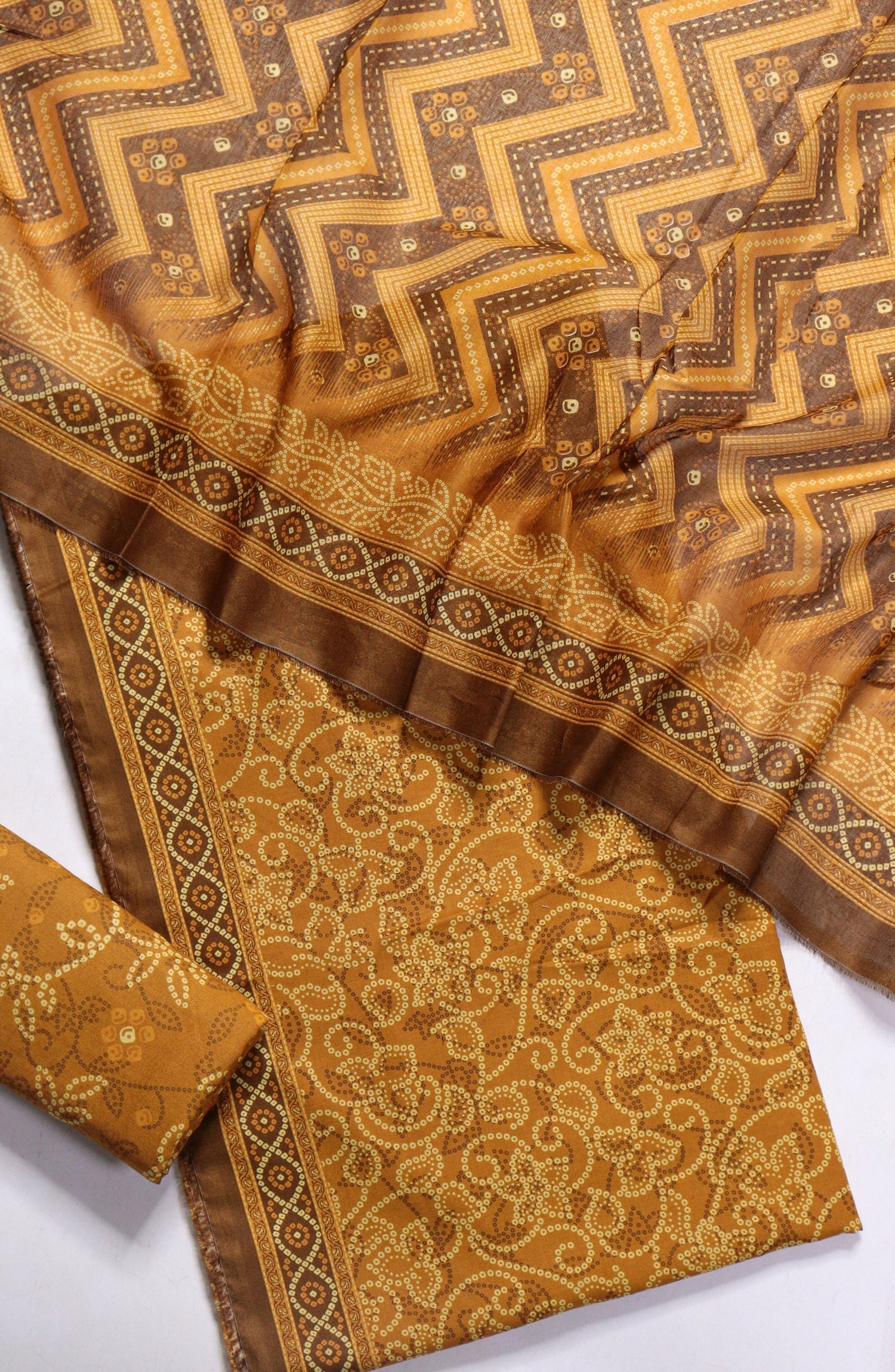 Printed Lawn Unstitched 3 Piece Suit