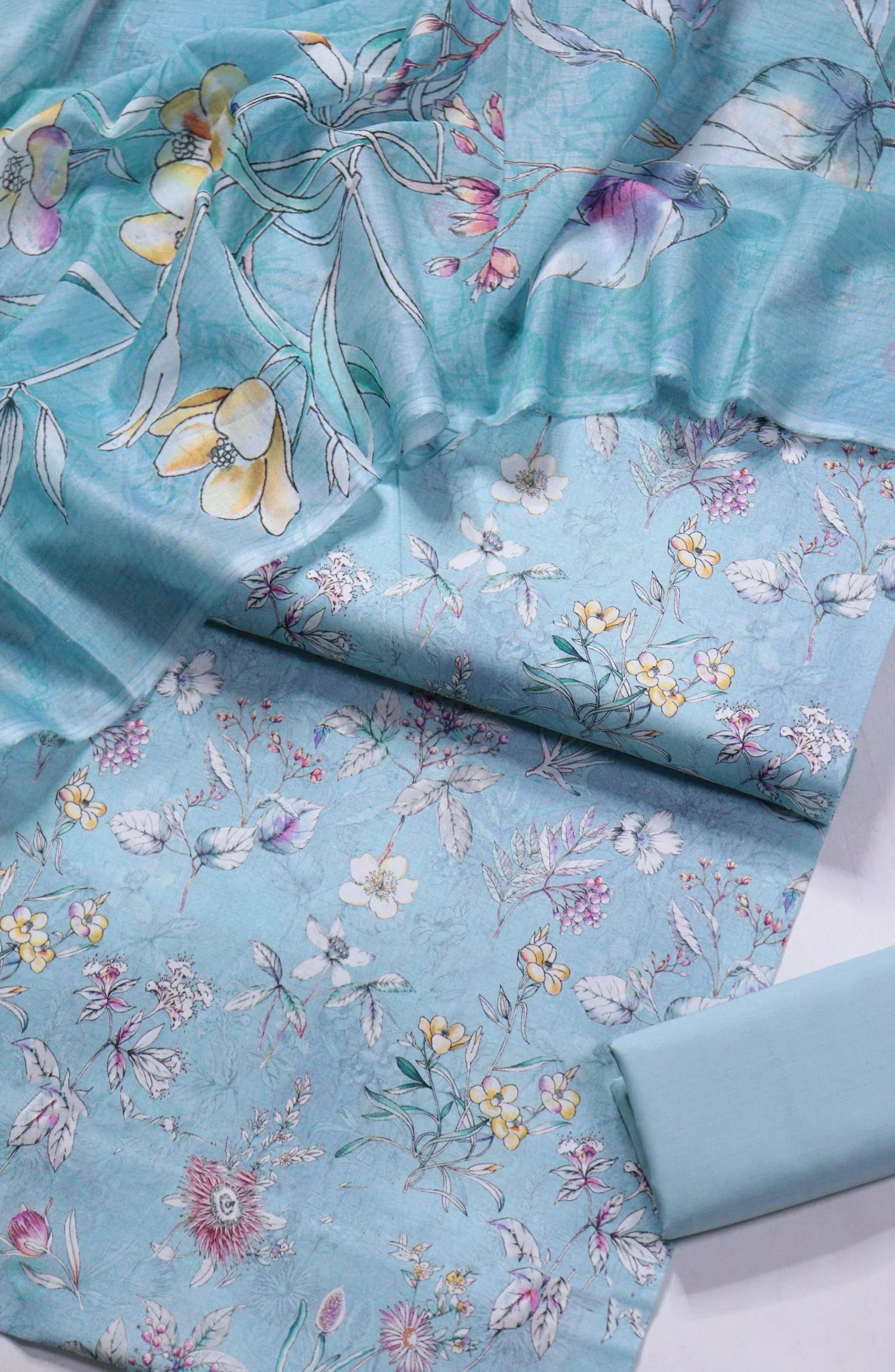 Printed Lawn Unstitched 3 Piece Suit