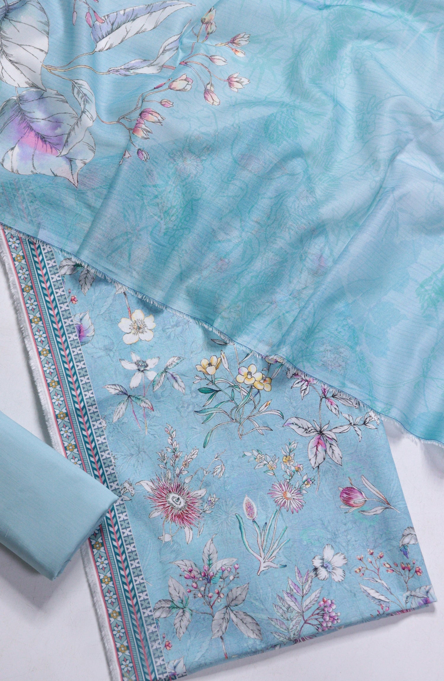 Printed Lawn Unstitched 3 Piece Suit